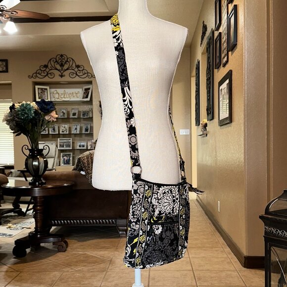 Vera Bradley Classic Hipster Various Patterns - Picture 9 of 15